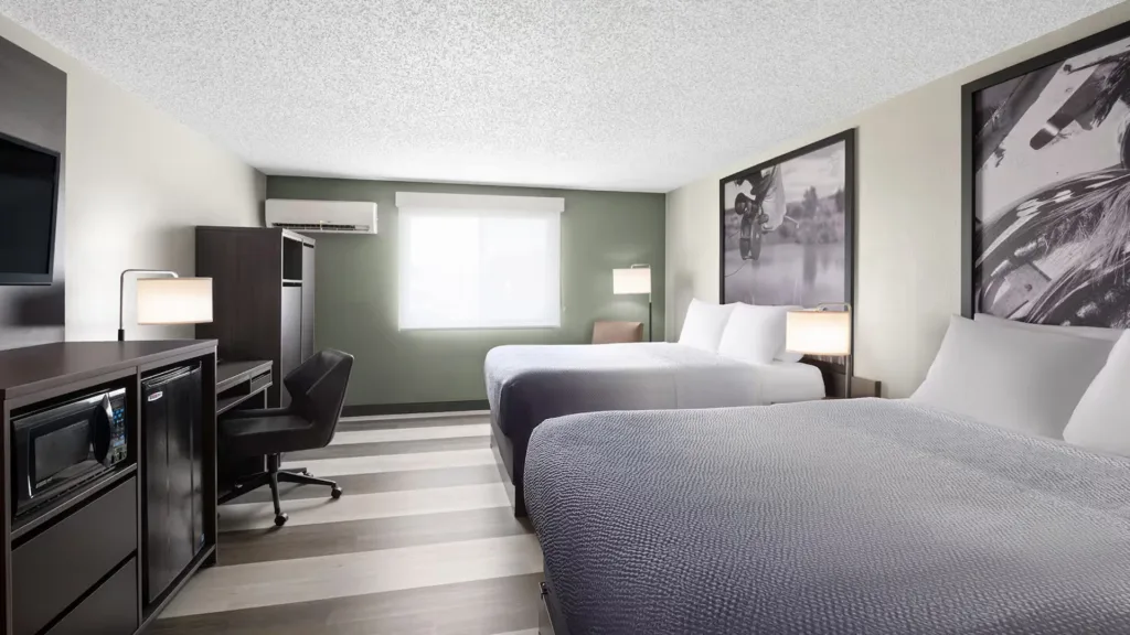 Super8-Conrad-MT-Guestroom-3 copy